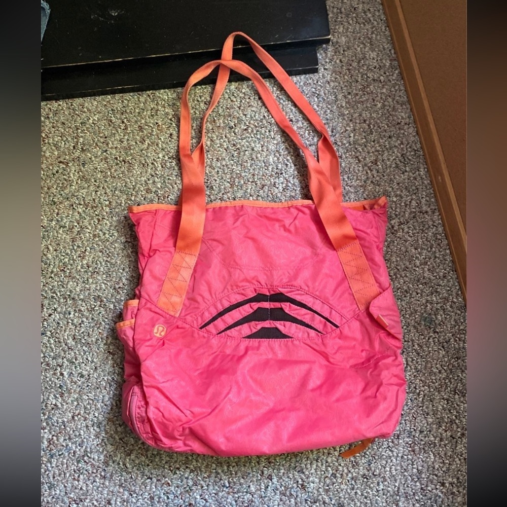 Lululemon Dance tote